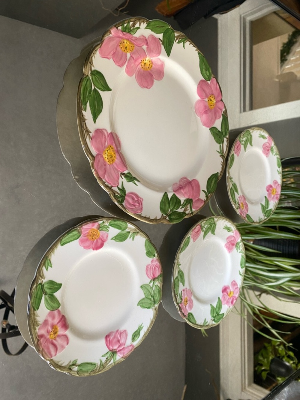 Franciscan DESERT ROSE Dinner Plate and Three Dessert Plates (read description)